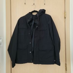 Black, small Uniqlo men's light rain jacket